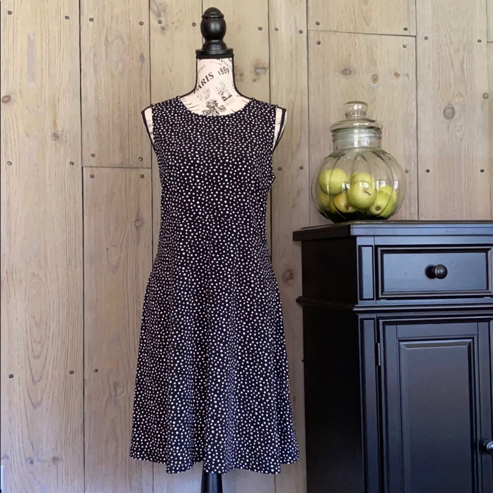Apt 9 Stretch Empire Waist
